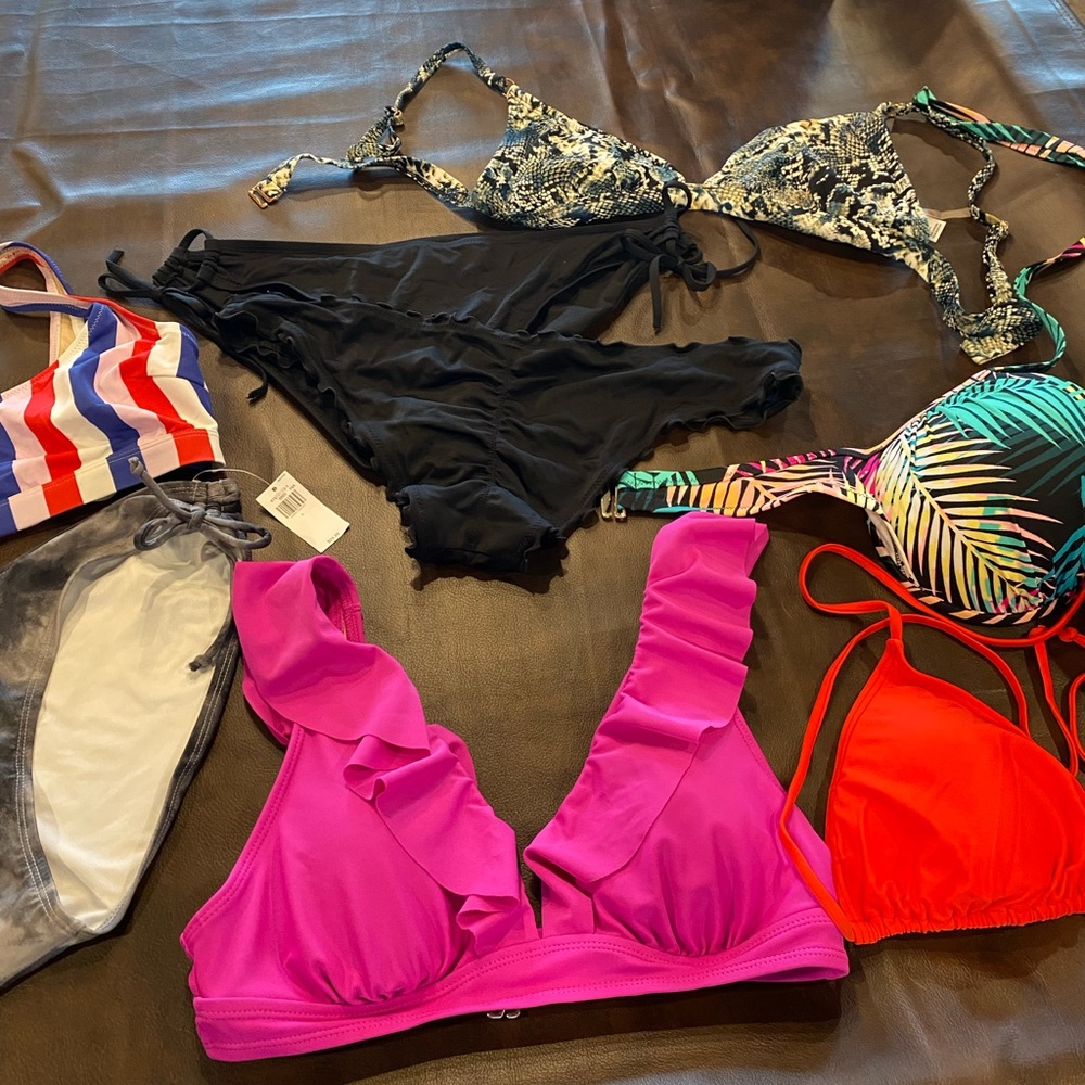 SWIMWEAR CLEAN-OUT - Picture 4 of 13